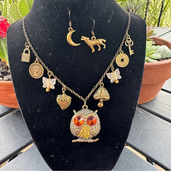 Handmade Woodland Fairy Trinket Necklace with Wolf Howling at The Moon Earrings - Picture 1 of 5